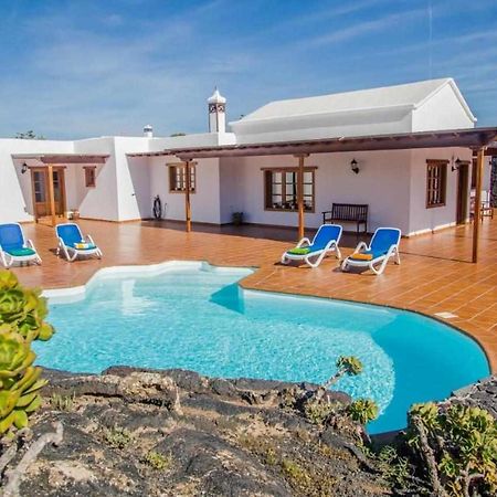 Villa Casa Lola Lanzarote piscina climatizada y wifi free San Bartolomé Esterno foto