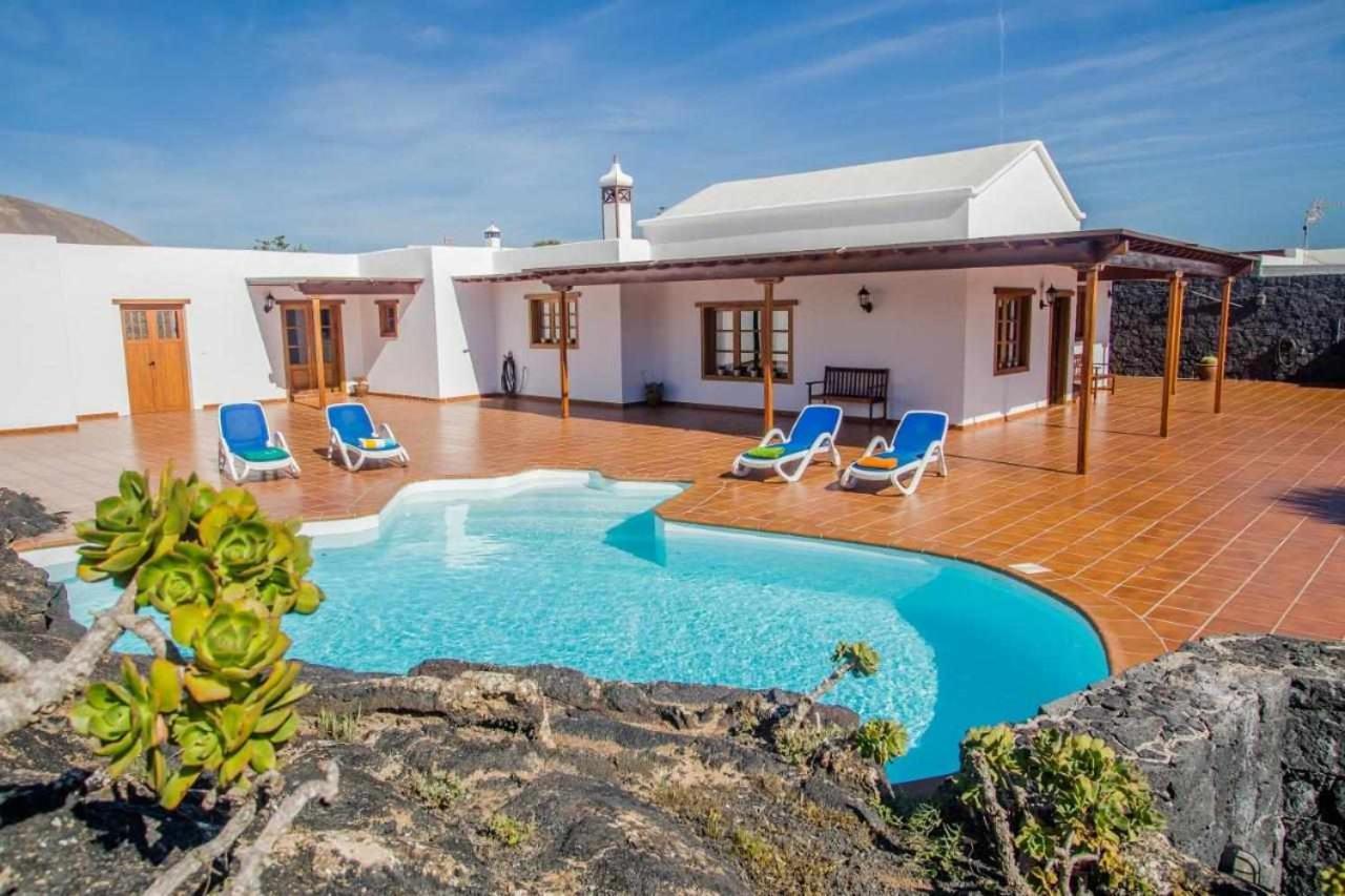 Villa Casa Lola Lanzarote piscina climatizada y wifi free San Bartolomé Esterno foto