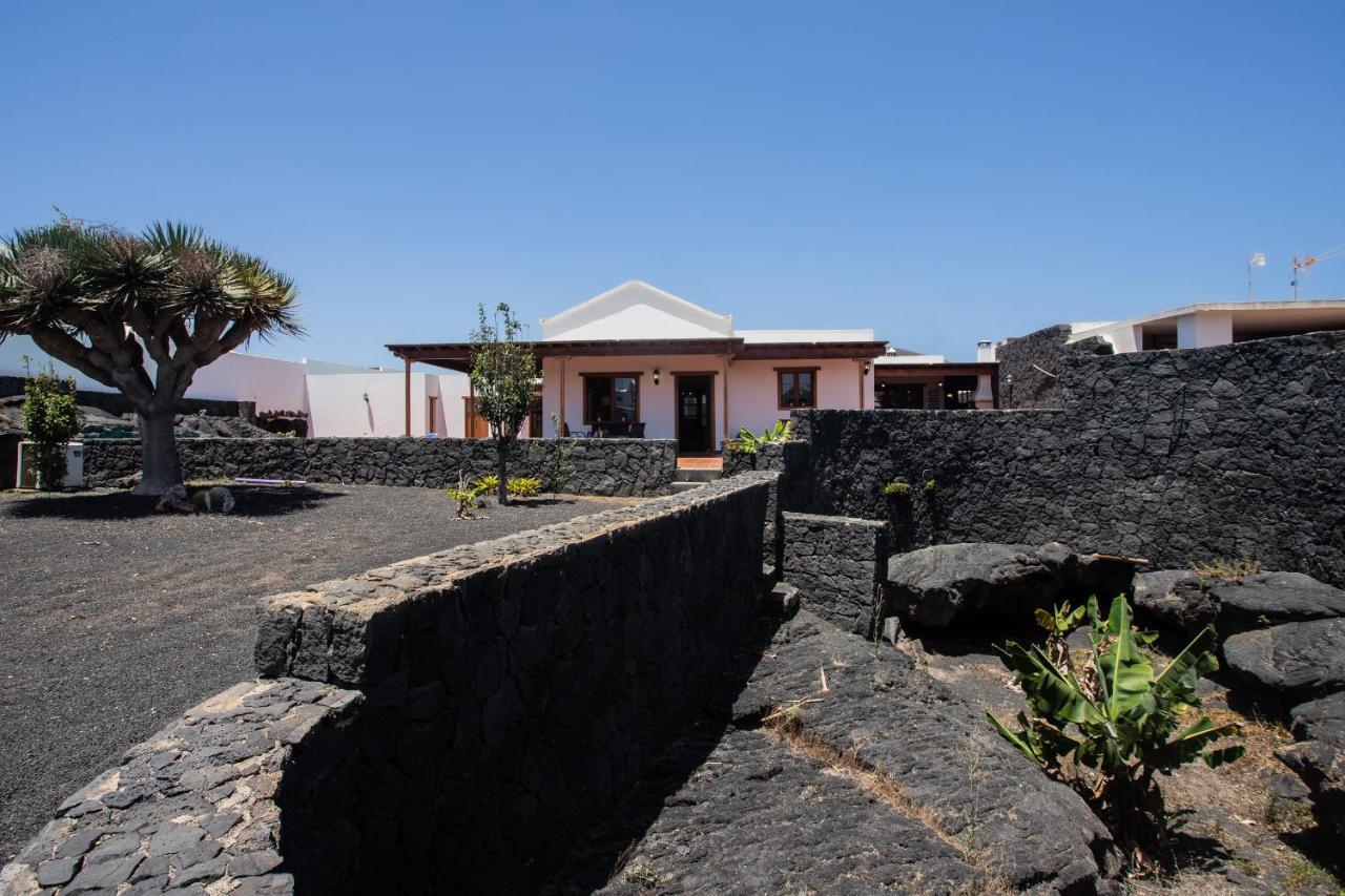 Villa Casa Lola Lanzarote piscina climatizada y wifi free San Bartolomé Esterno foto